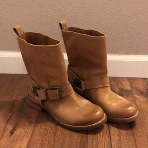 Gianni bini boots size 6